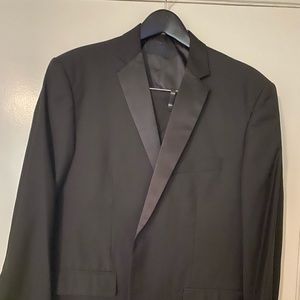 Bryan Michaels 3 piece Tuxedo